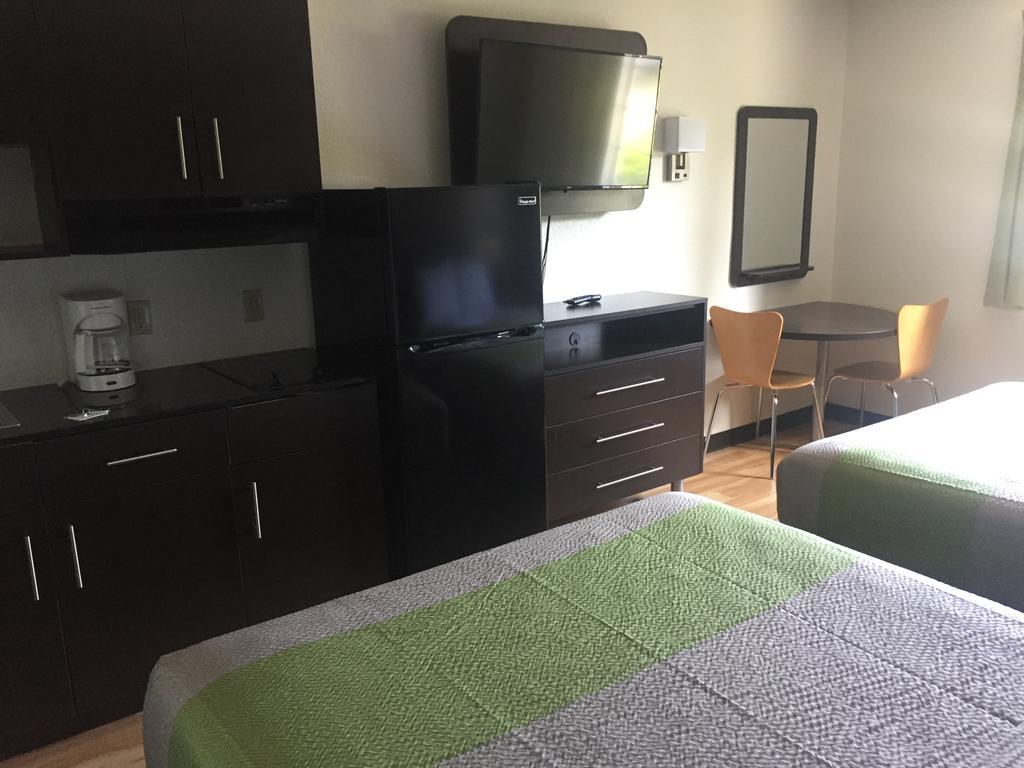Studio 6 Pensacola, Fl Ferry Pass Экстерьер фото