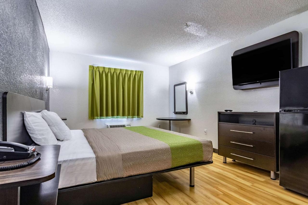 Studio 6 Pensacola, Fl Ferry Pass Экстерьер фото
